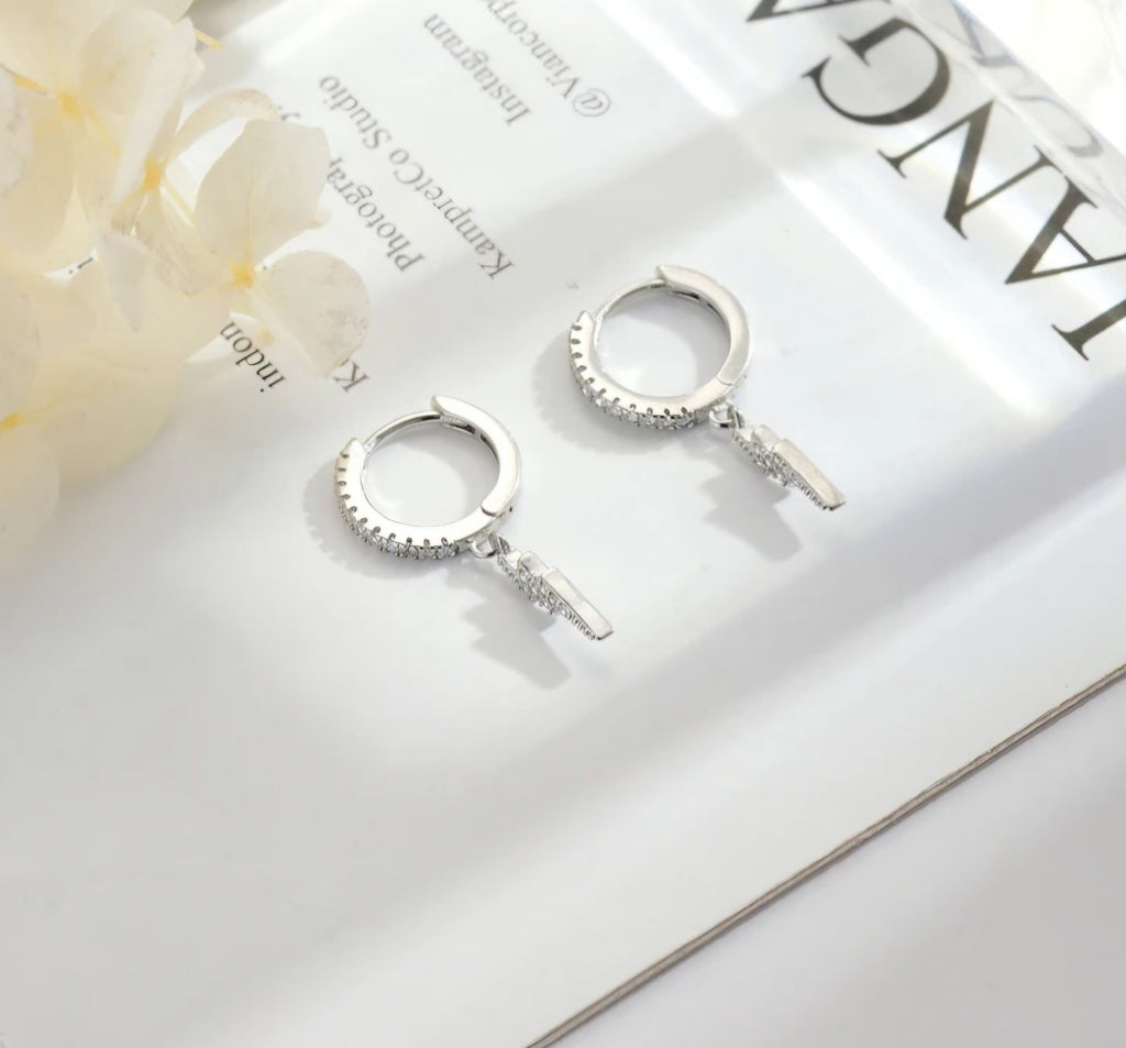 Sterling silver s925 earrings hoop lightning CZ