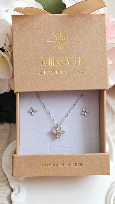 Sterling silver s925 necklace earrings set flower zirconia