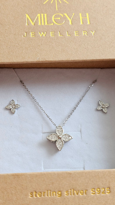 Sterling silver s925 necklace earrings set flower zirconia