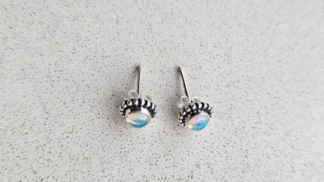 Sterling silver s925 earrings stud Natural Opal stone