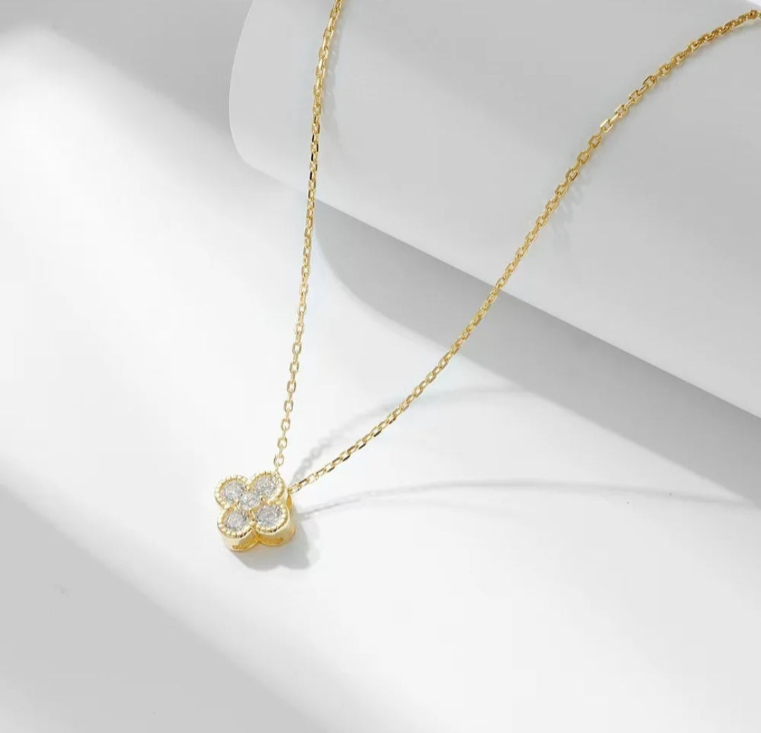 Sterling silver s925 gold plated necklace Zirconia Clover