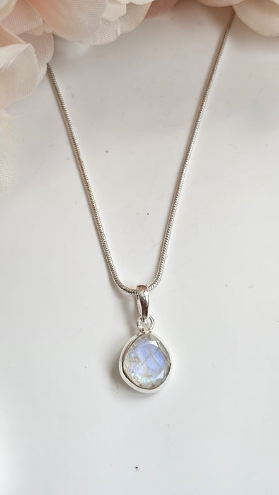 Sterling silver s925 pendant necklace bridal Collection Moonstone