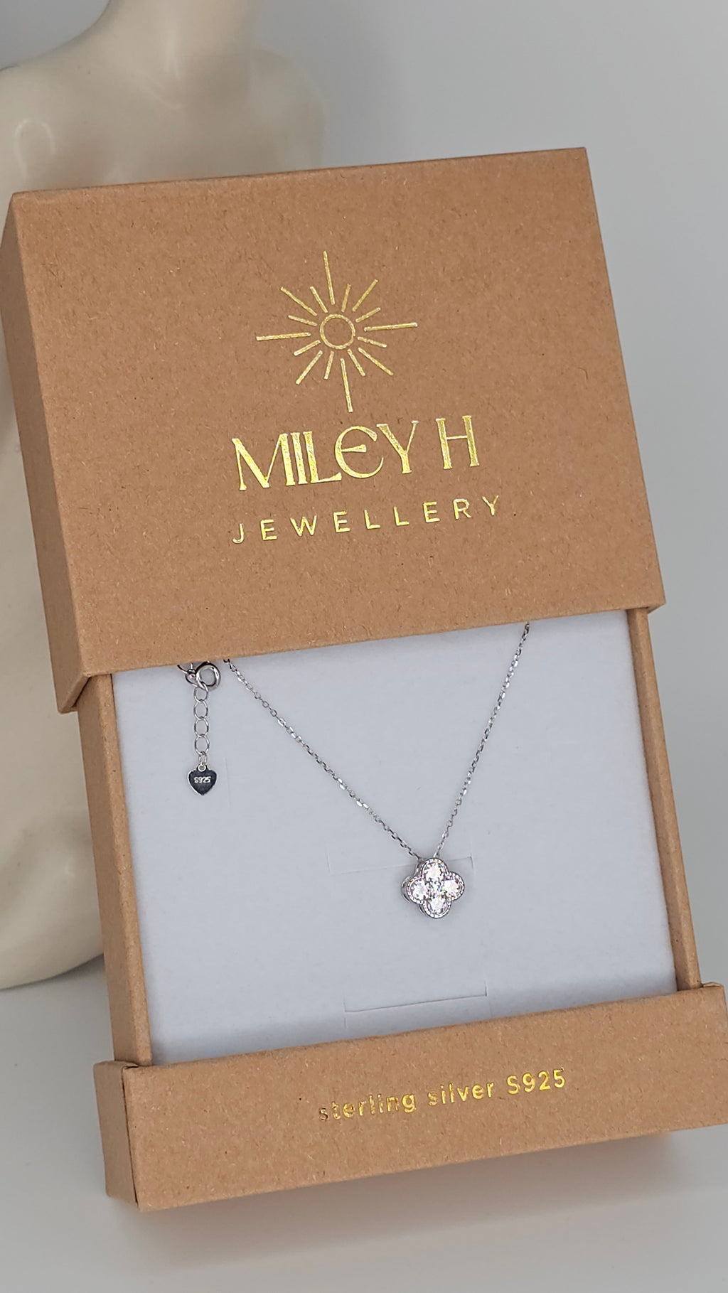 Sterling silver s925 pendant necklace Zirconia Clover