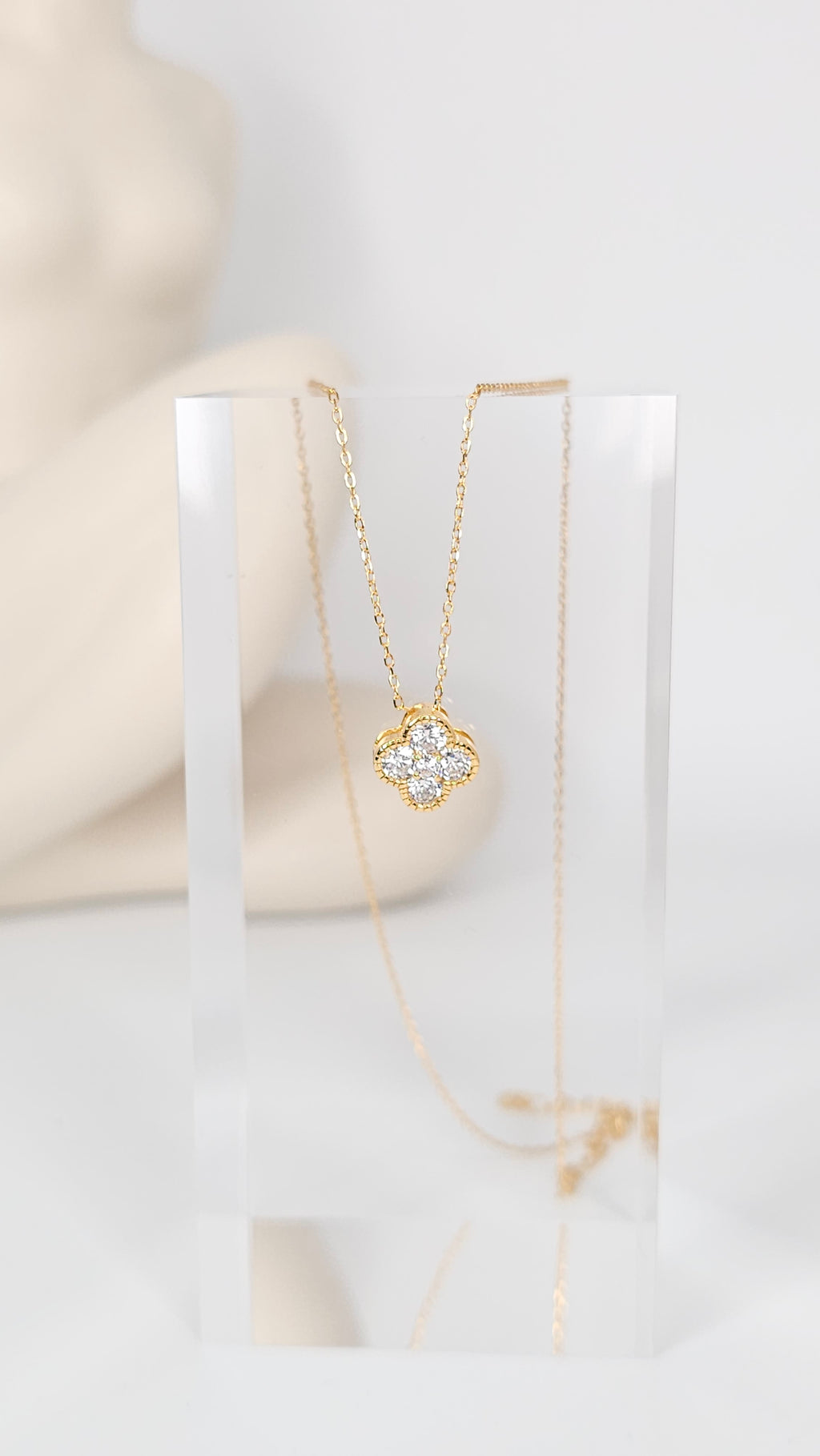 Sterling silver s925 gold plated necklace Zirconia Clover