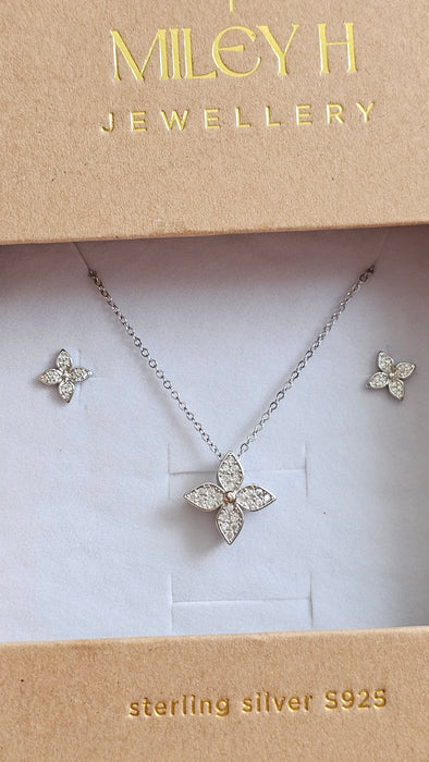 Sterling silver s925 necklace earrings set flower zirconia