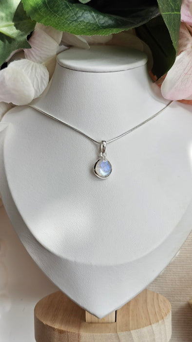 Sterling silver s925 pendant necklace bridal Collection Moonstone