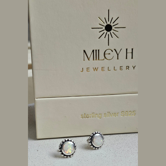 Sterling silver s925 earrings Opal flower stud
