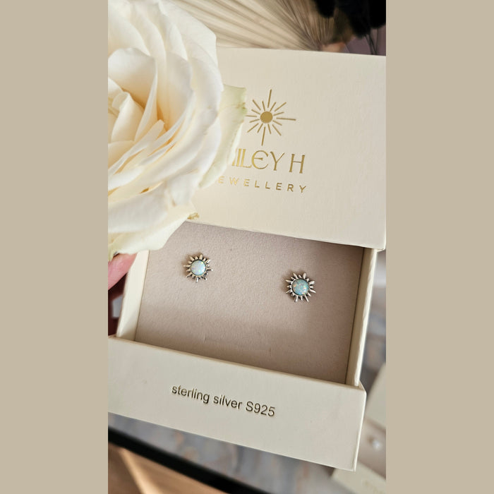 Sterling silver s925 earrings Opal sun stud
