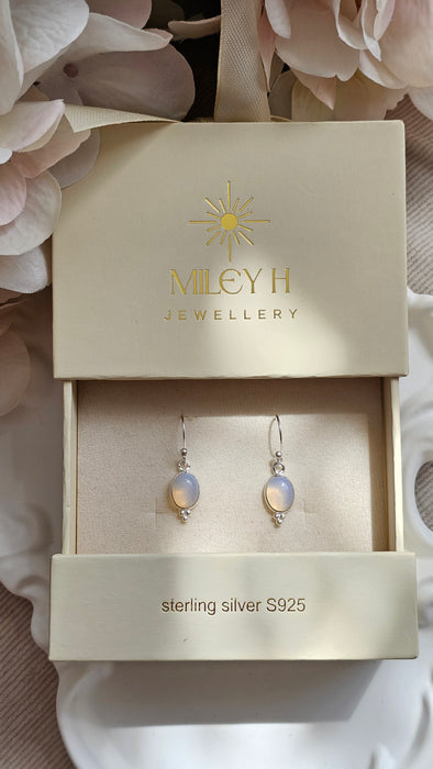 Sterling silver s925 earrings drop Milky Opalite