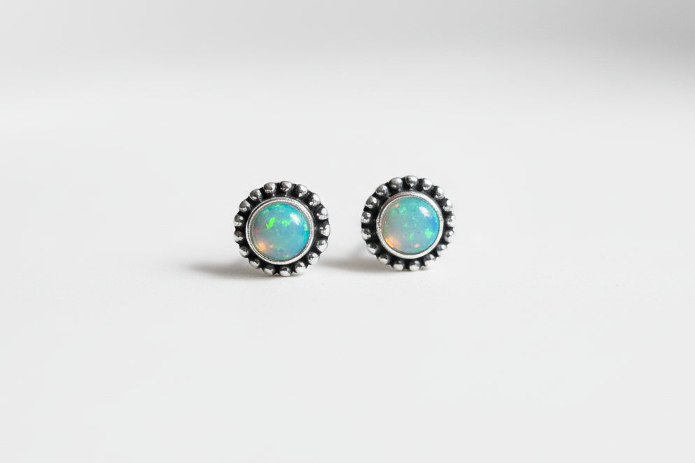 Sterling silver s925 earrings stud Natural Opal stone