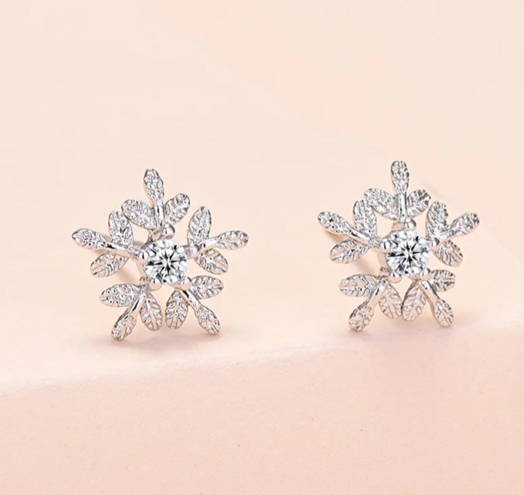 Sterling silver s925 earrings zirconia stud Snowflakes